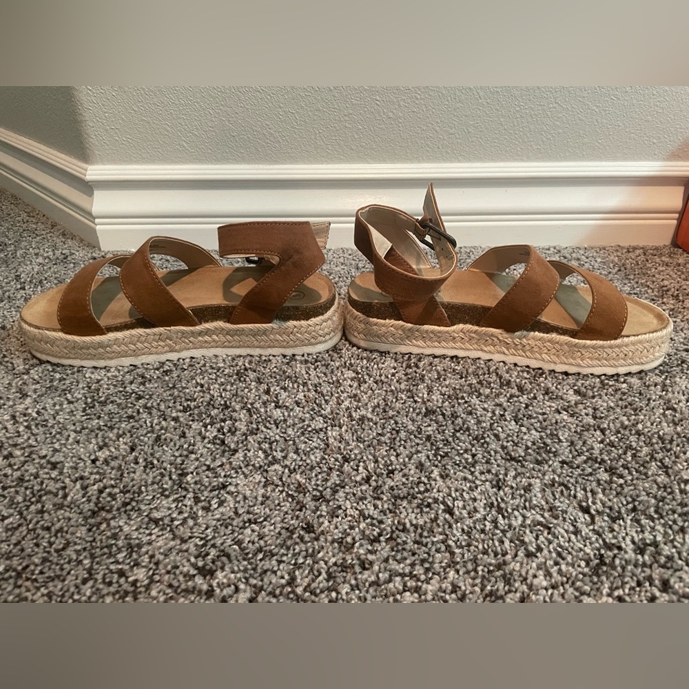 Girl's Brown Platform Sandals